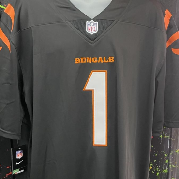 Ja'Marr Chase Cincinnati Bengals #1 black
